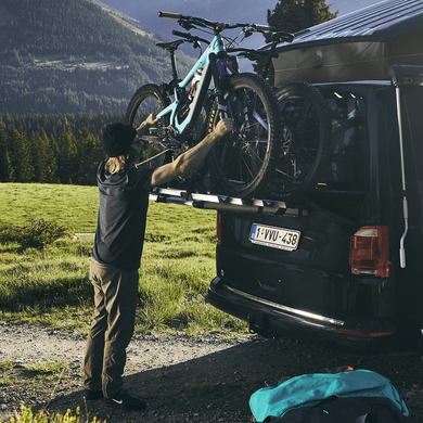 Thule WanderWay 2 (911) - велокрепление на заднюю дверь Volkswagen T6 (Black) цена 36 998 грн