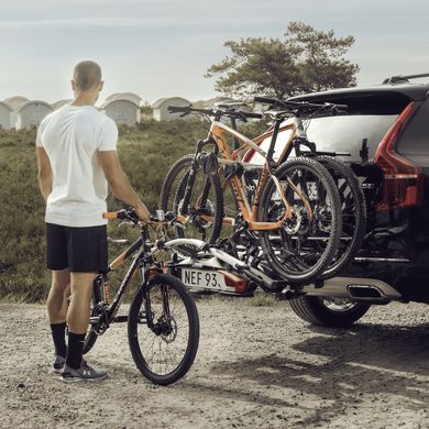 Thule VeloCompact - багажник (крепление) для перевозки велосипеда на фаркопе авто () цена 34 499 грн