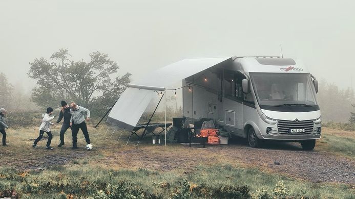 Thule Omnistor 9200 (5.00 x 3.00, Anodised)